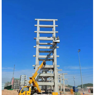 选择高空车出租服务时，如何有效辨别