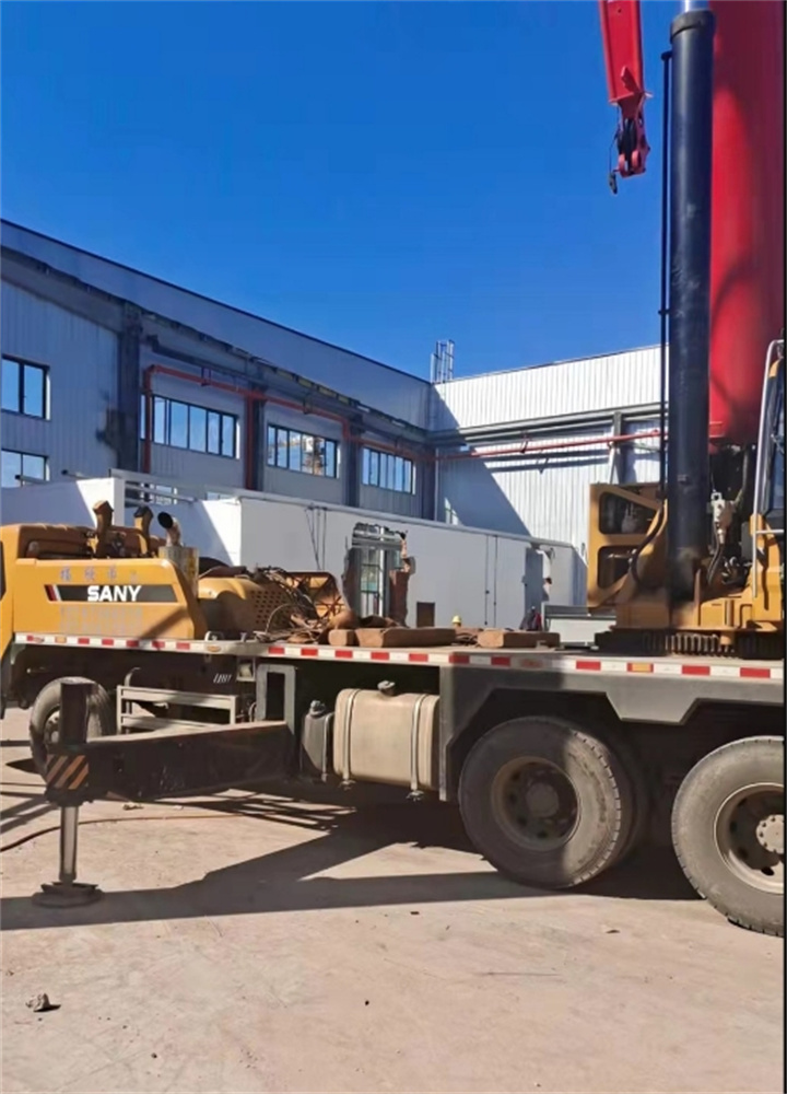 城市建设项目激增，吊车出租行业却面临无人可用的困境？