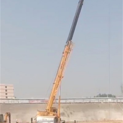 为什么说租赁吊车的操作员经验比设备