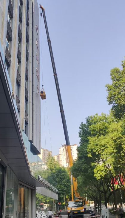 租赁的吊车如需跨省作业，手续办理上有何不同？