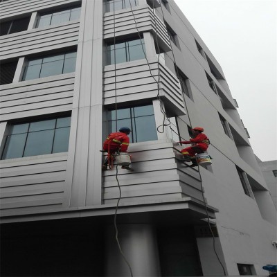 温州高空外墙清洗：专业团队，焕新如
