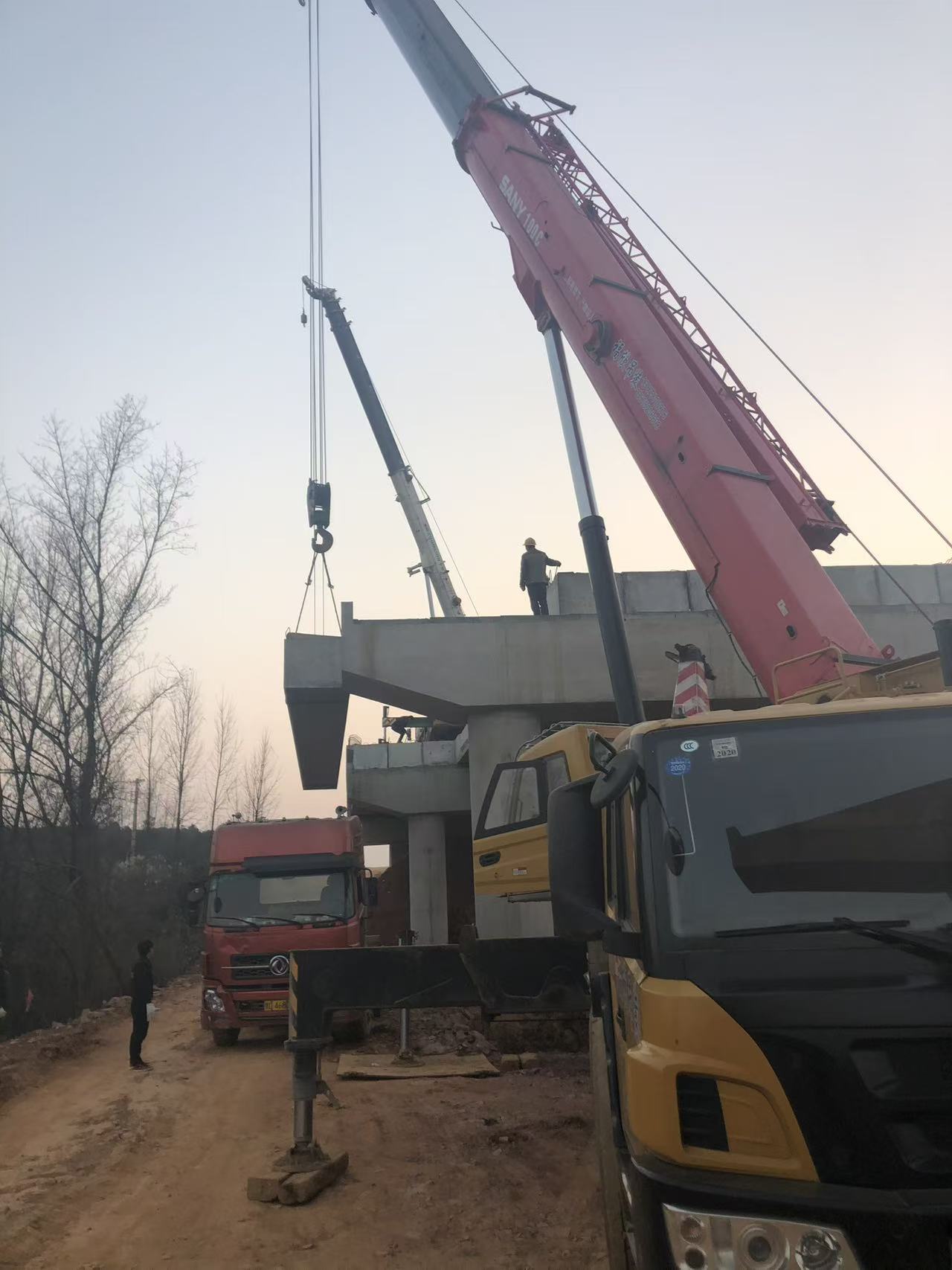 澧县吊车出租：满足您的高空作业需求-- 常德临澧县福欣吊装有限公司