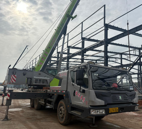 石门吊车出租公司：专业设备租赁，让您轻松搬运