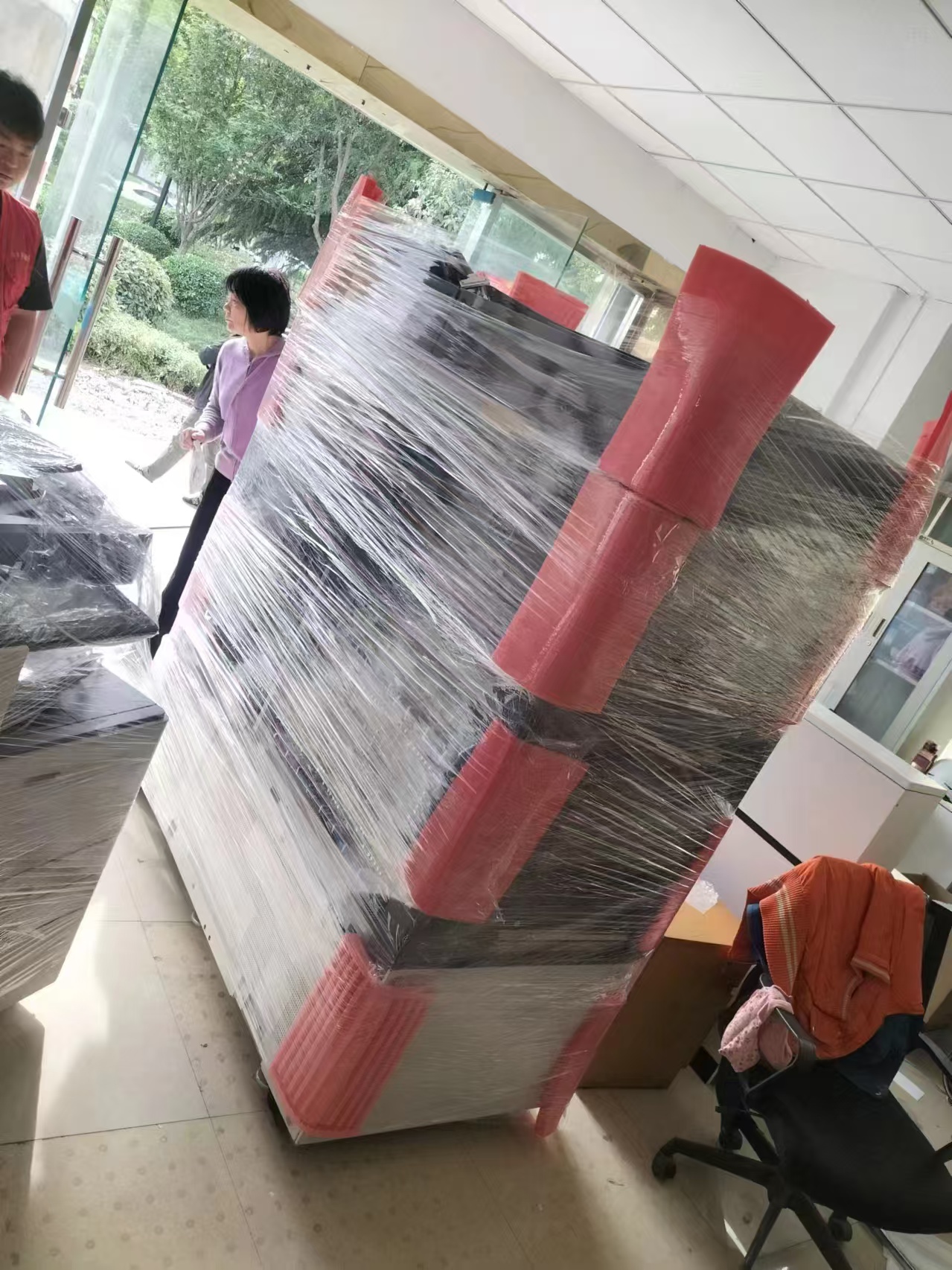 西安老城区窄巷、无电梯房搬家，专业团队轻松搞定