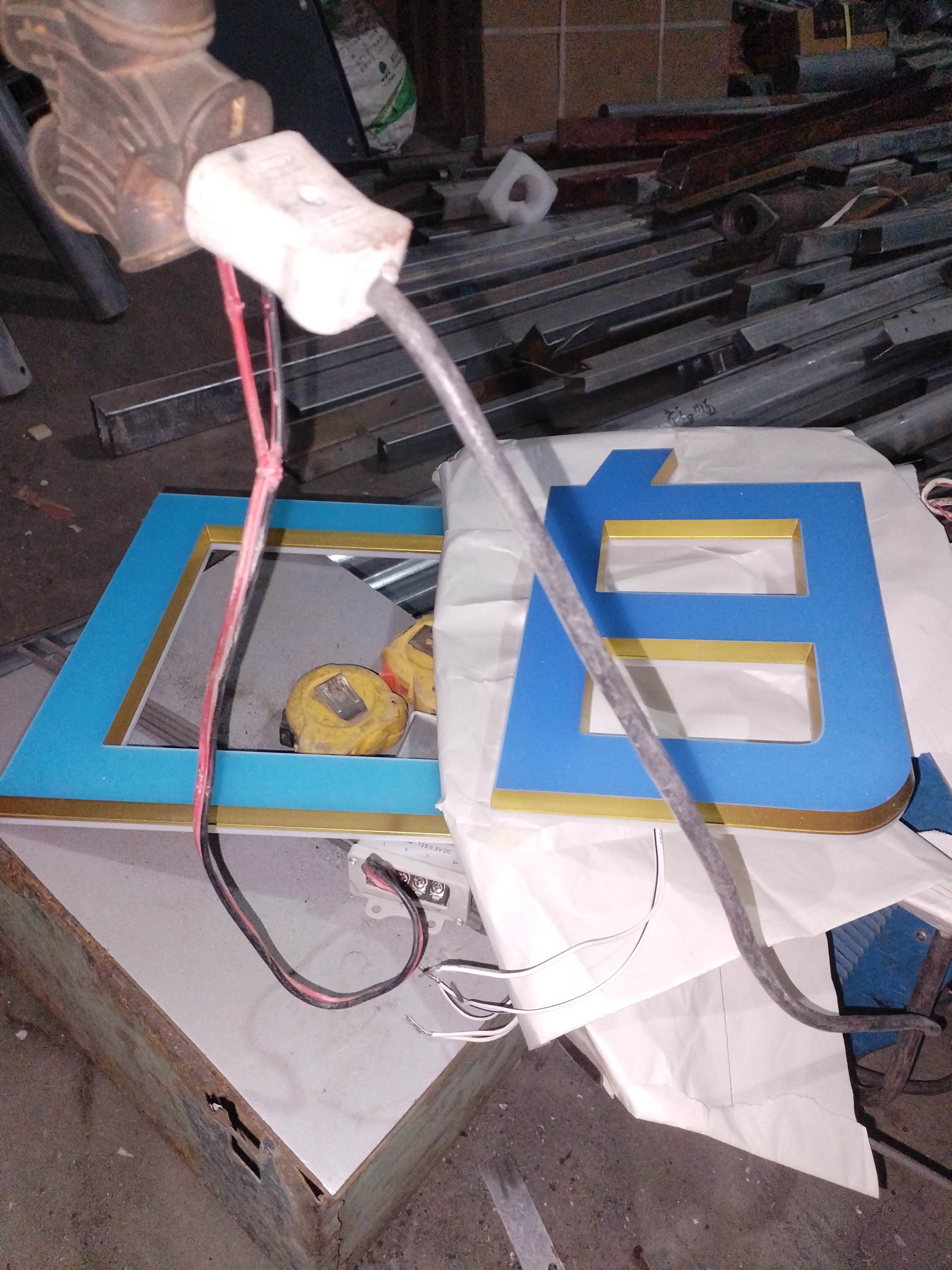 石家庄广告牌创意无限，吸引顾客目光焦点-- 石家庄精艺广告