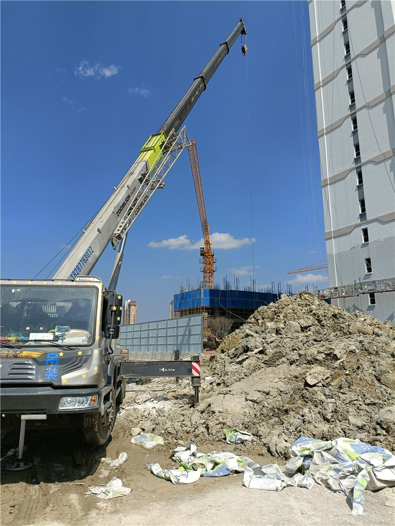 隆阳区吊车出租常见故障-- 保山市淏祥吊车出租公司