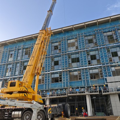 吊装作业开始前，如何对被吊物进行最后一次状态确认？