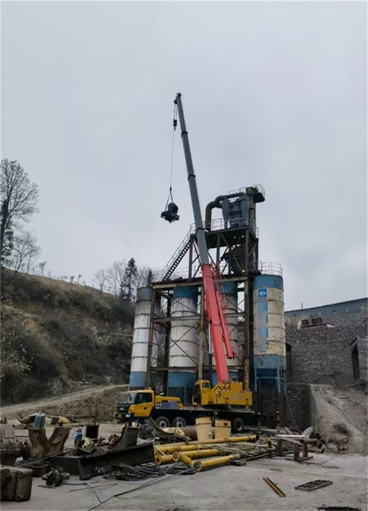 租赁结束后，设备退场检查的流程和标准应该如何进行？