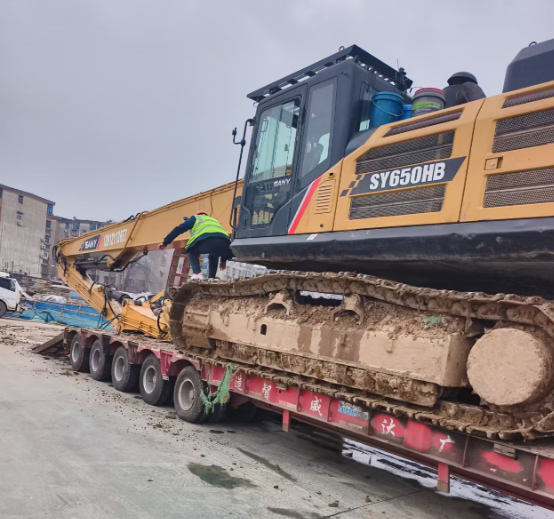 在设备装卸过程中，如何保持吊车的稳定性？-- 丹阳市一峰吊车租赁服务部