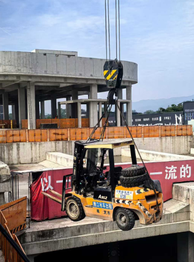 德清吊车出租公司给您介绍租赁的一些问题-- 湖州德清县腾立吊装服务公司