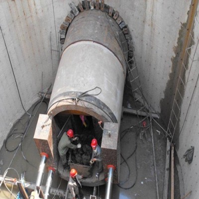 云南顶管破解隧道难题