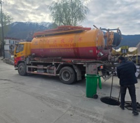 主管网堵塞谁之过？鲁朗镇商户与居民的共同课题。