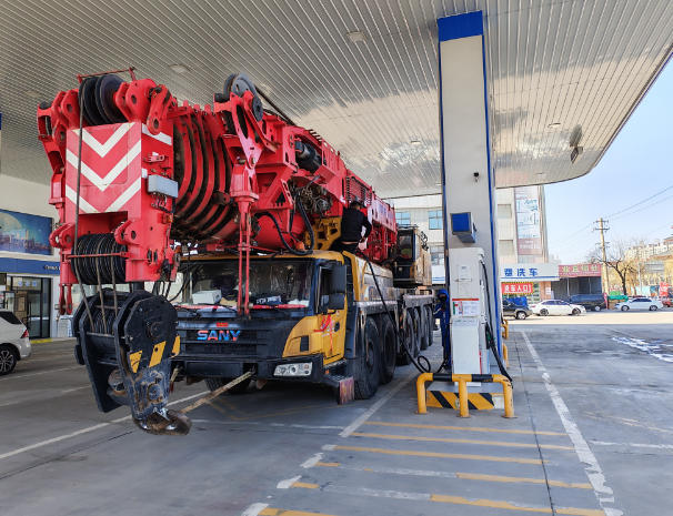 风电设备吊装，为何推荐大吨位的吊车进行作业？数据揭秘！