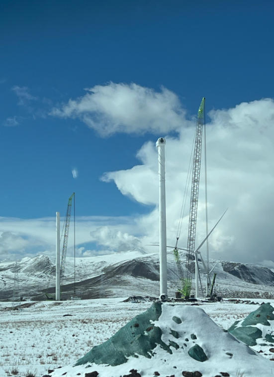 不同吨位随车吊租赁，在拉萨性价比哪家比较有优势？-- 西藏丹格尔工程机械设备租赁有限责任公司