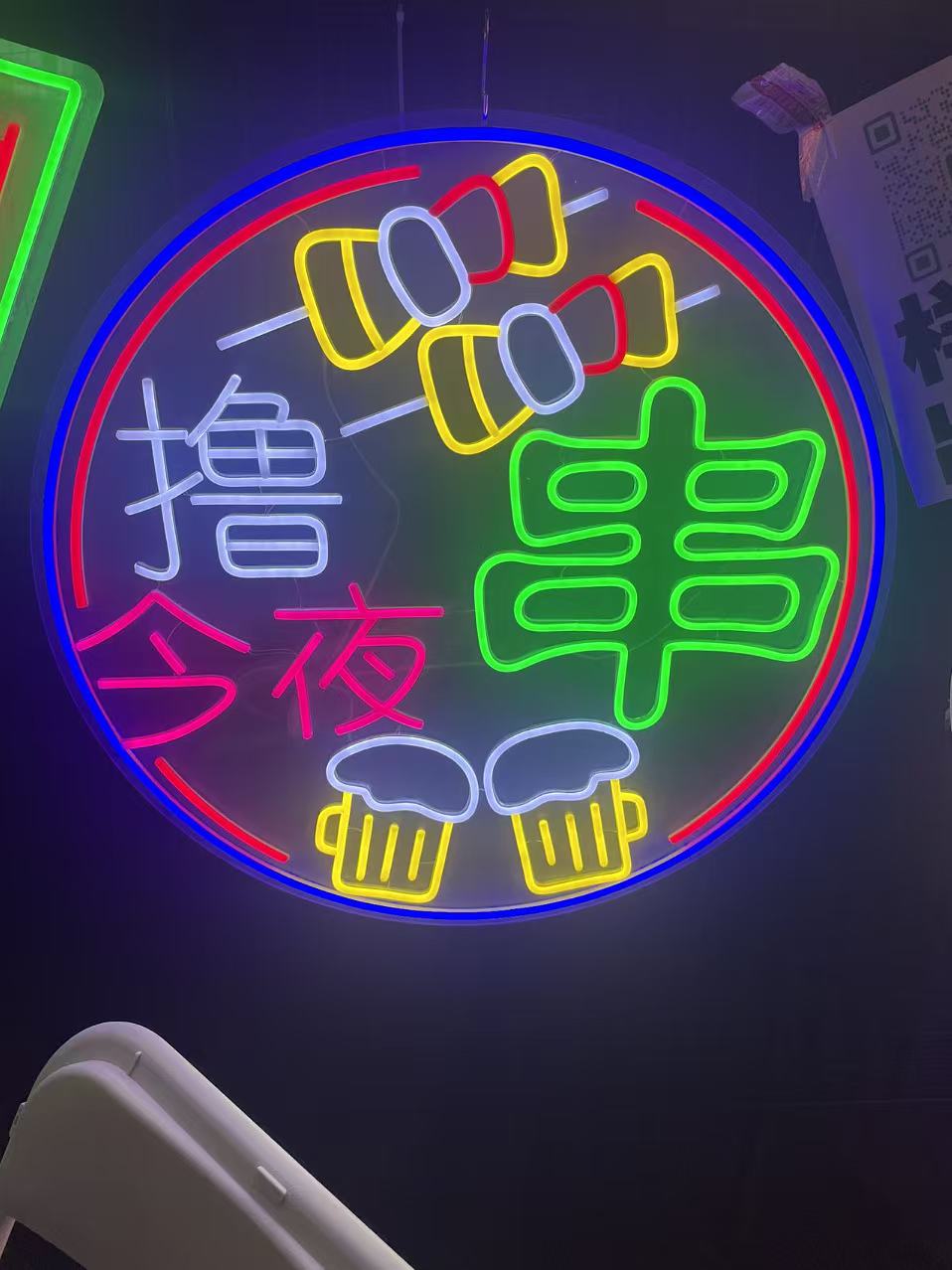 石家庄发光字制作安装常见材质及适用场景介绍