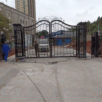成都庭院护栏加工，成都铝艺护栏定做