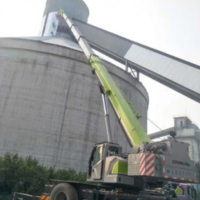若租赁公司提供的吊车作业警示标识不