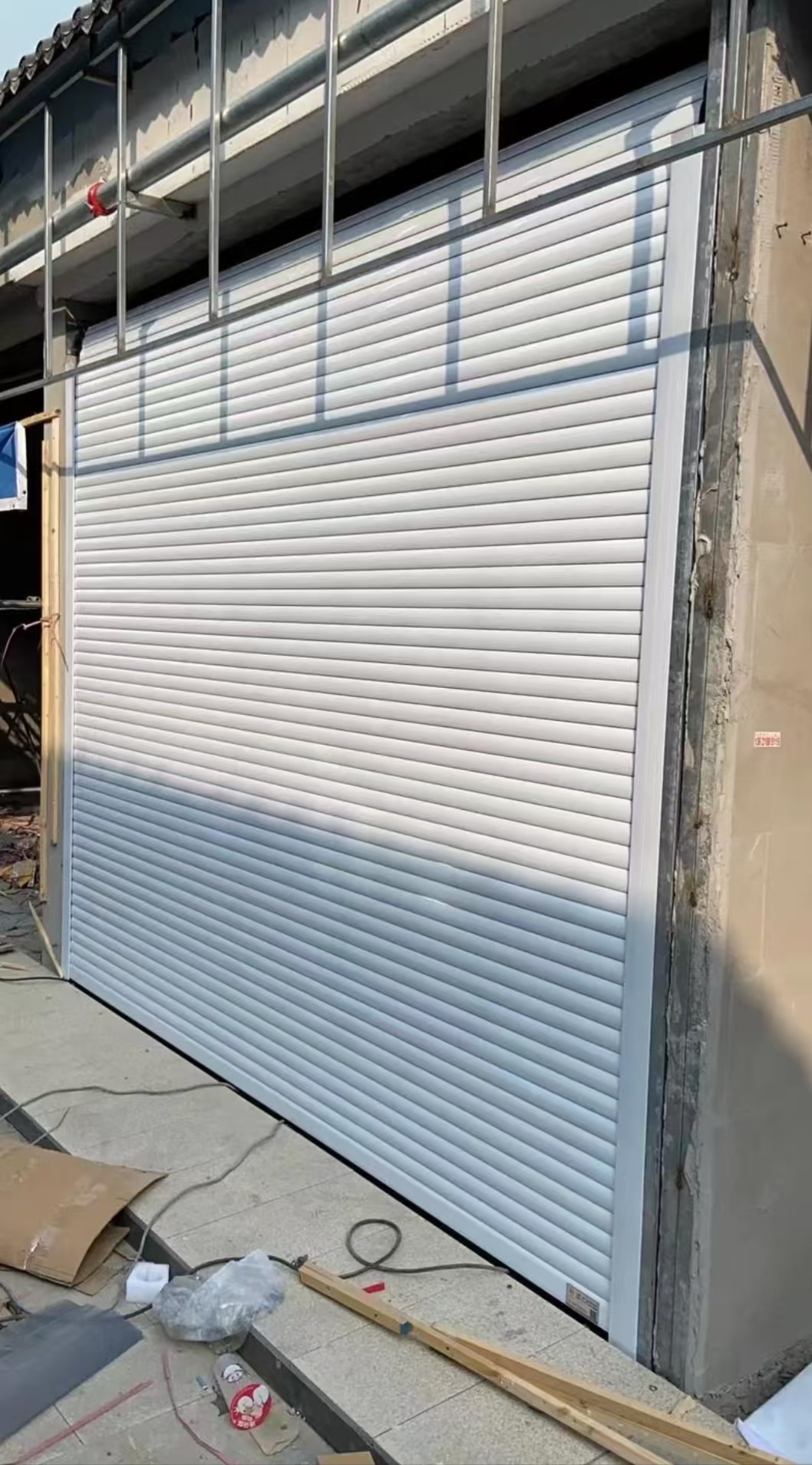 昆明寻甸厂区伸缩门小型人行一体款报价？