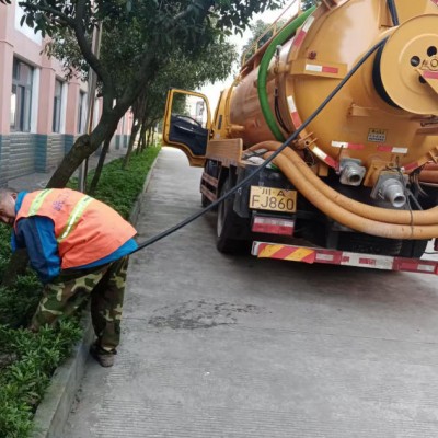 如何疏通厕所？都江堰疏通厕所多少钱