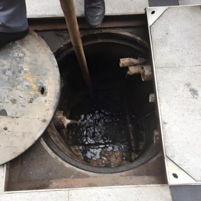 绵阳盐亭县 阳台洗衣机排水管堵塞 疏