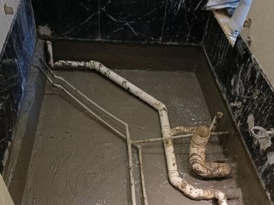 昆明屋顶防水翻新要不要铲除旧防水层？-- 昆明永顺防水施工队